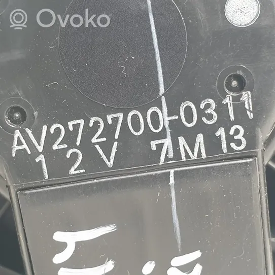 Suzuki Swift Sisälämmityksen ilmastoinnin korin kotelo AV2727000311