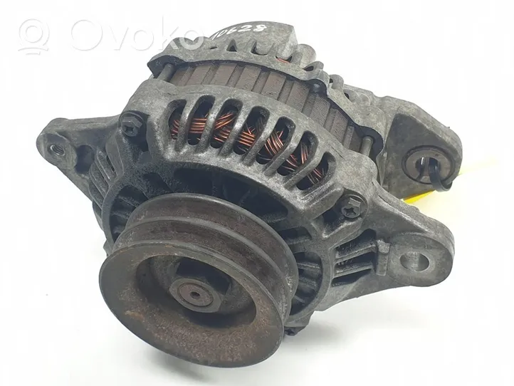 Mitsubishi L200 Generatore/alternatore ME200697