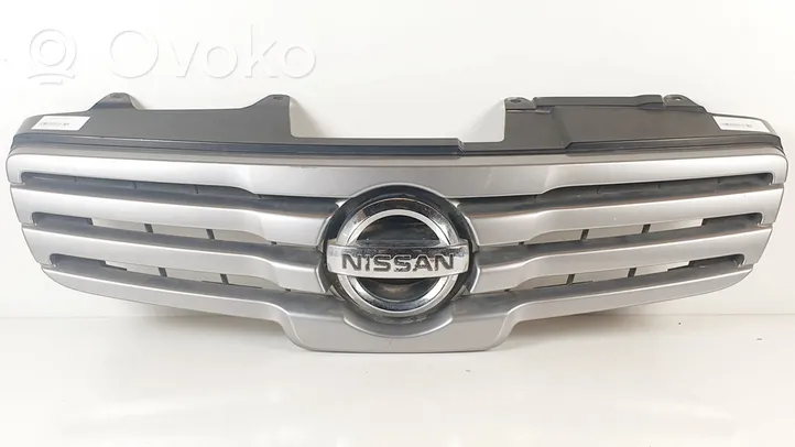 Nissan Qashqai Передняя решётка 62310EY10A