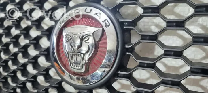 Jaguar F-Pace Grille calandre supérieure de pare-chocs avant 