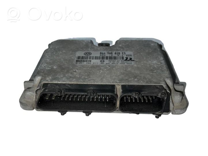 Volkswagen Jetta IV Sterownik / Moduł ECU 06A906018ES