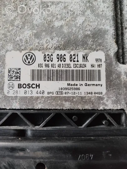 Volkswagen PASSAT B6 Moottorin ohjainlaite/moduuli 03G906021NK