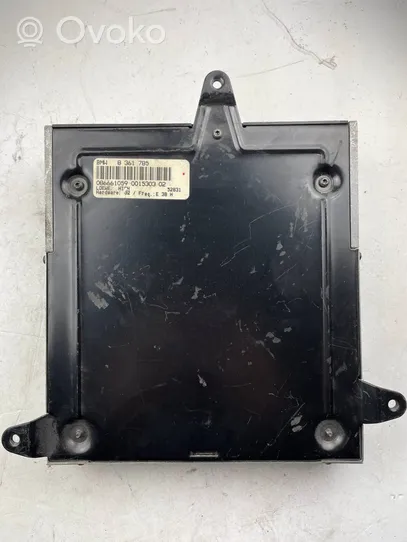 BMW 7 E38 Amplificatore 8361785