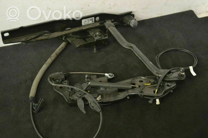 BMW 2 F22 F23 Convertible roof hinge 7300957