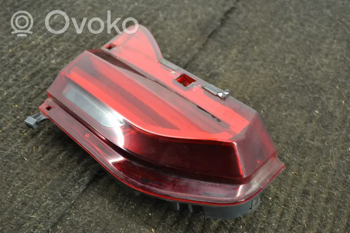 BMW 7 G11 G12 Lampy tylnej klapy bagażnika 2583245