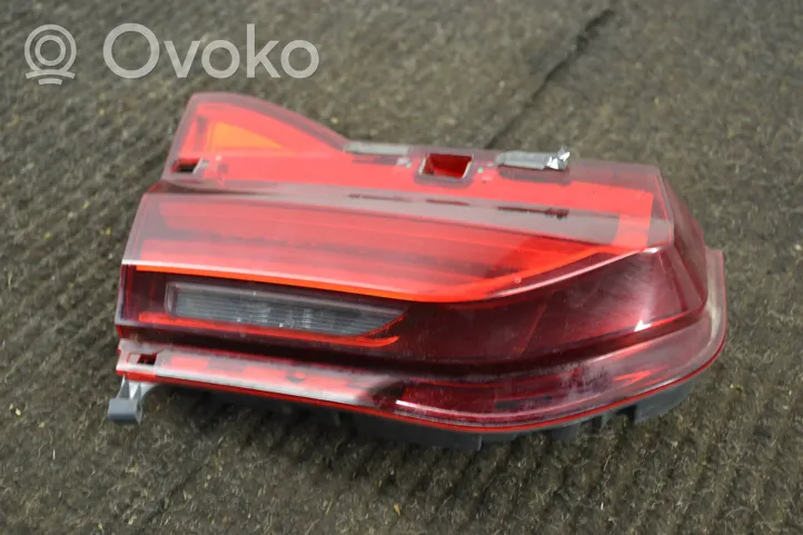 BMW 7 G11 G12 Lampy tylnej klapy bagażnika 2583245