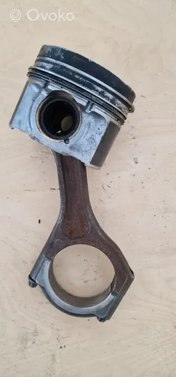 Subaru Outback Piston 