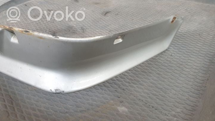 Audi 80 90 B2 Spoiler Lippe Stoßstange Stoßfänger vorne 811805617B