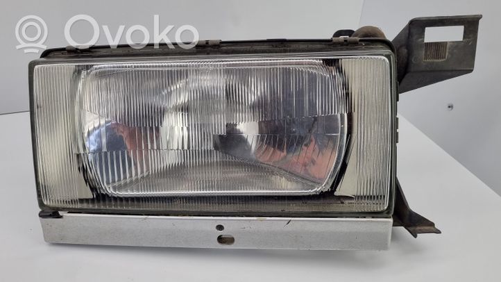 Volvo 740 Priekinis žibintas 1305239009