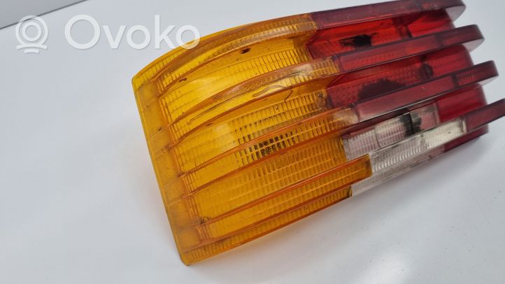 Mercedes-Benz COMPAKT W115 Tail light lenses 53208R3