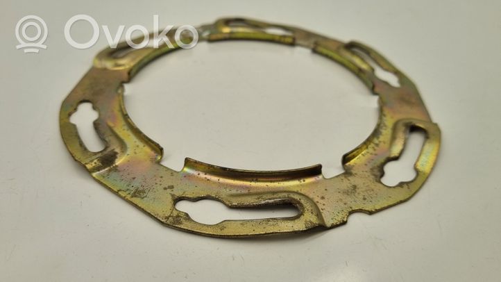 Audi 80 90 B3 Bague de verrouillage pour réservoir de carburant 