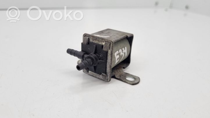 BMW 5 E34 Turbo solenoid valve 2243804