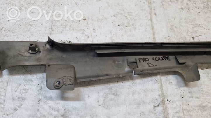 Audi 80 90 B3 Etuoven kynnyksen suojalista 895853906