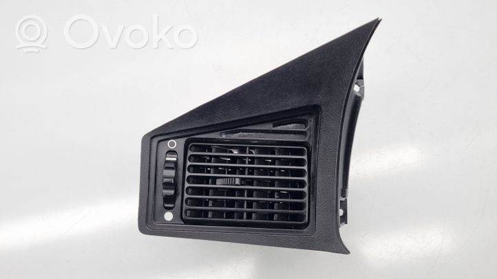 BMW 5 E28 Copertura griglia di ventilazione laterale cruscotto 1367567