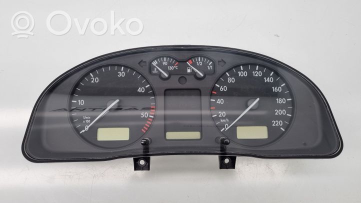 Volkswagen PASSAT B5 Compteur de vitesse tableau de bord 090520099031