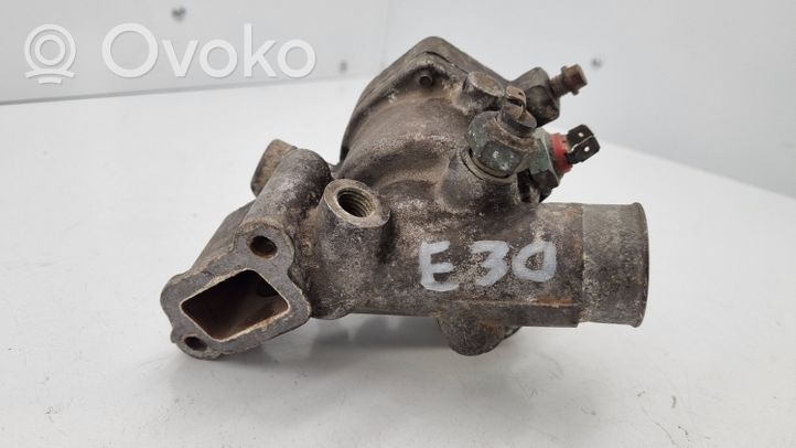 BMW 3 E30 Termostat / Obudowa termostatu 1265055