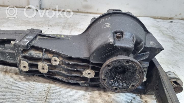 Audi A4 S4 B5 8D Takatasauspyörästö 01H525085A