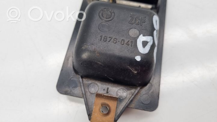 BMW 3 E30 Klamka wewnętrzna drzwi tylnych 1876041