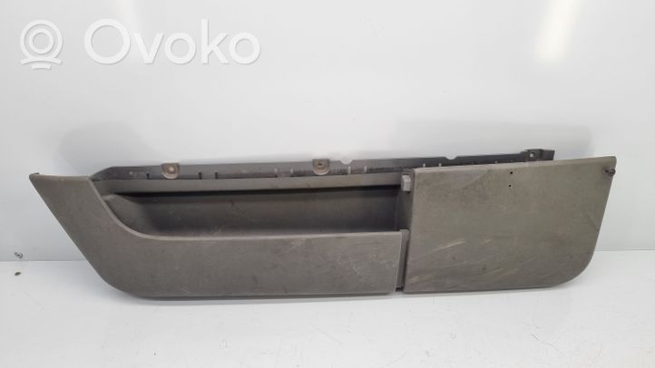 Volkswagen PASSAT B3 Etuoven verhoilu 357867134A