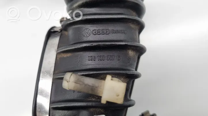 Audi 80 90 B3 Rura / Wąż dolotowy powietrza 026133357G