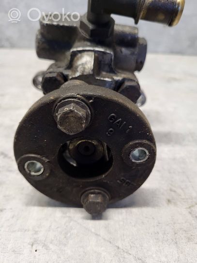 Chrysler Voyager Power steering pump 