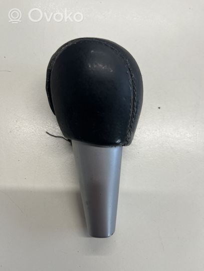 Volvo XC70 Gear lever shifter trim leather/knob 