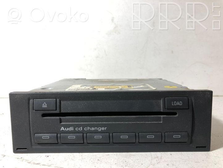 Audi A4 S4 B7 8E 8H Changeur CD / DVD 8E0035111D