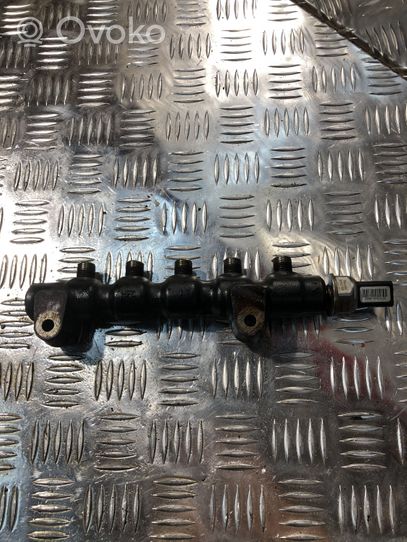 Volvo V70 Corps injection Monopoint 9654592680