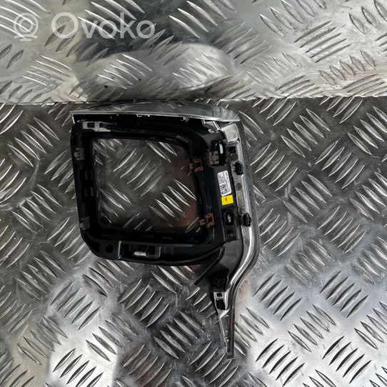 Volvo XC60 Copertura griglia di ventilazione laterale cruscotto 31417620
