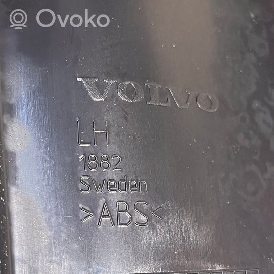 Volvo V70 Copertura del rivestimento del sottoporta posteriore 1882