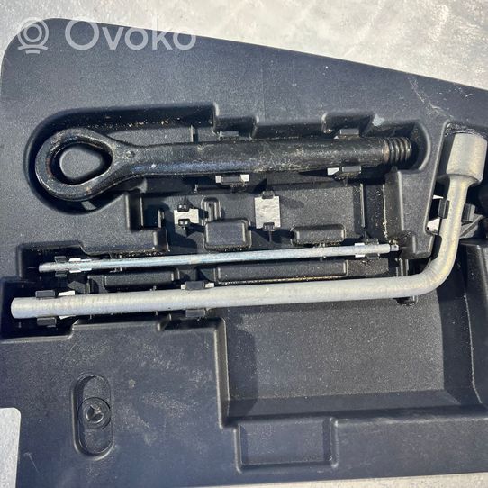 Lexus GS 250 350 300H 450H Tool set 6259730020