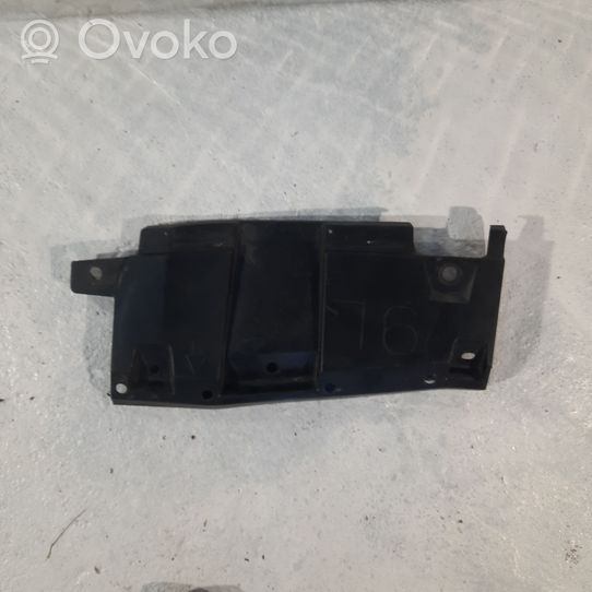 Toyota RAV 4 (XA40) Takapuskurin alustan suoja välipohja 5872442020