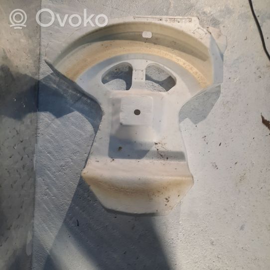 Toyota RAV 4 (XA40) Element schowka koła zapasowego 6477742060