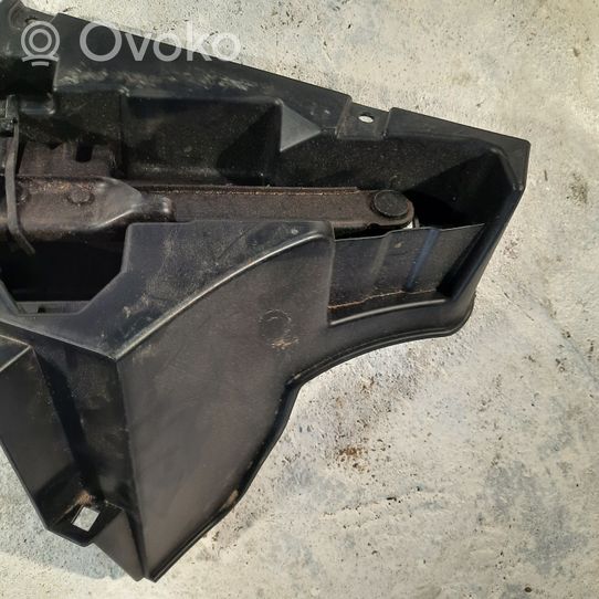 Toyota RAV 4 (XA40) Vano portaoggetti nel bagagliaio 6499742060