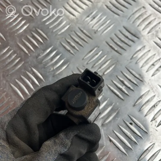 Volvo S80 Turbo solenoid valve 30611668