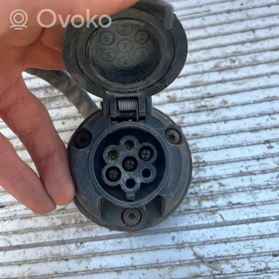 Volvo V70 Tow bar electric socket 30660377