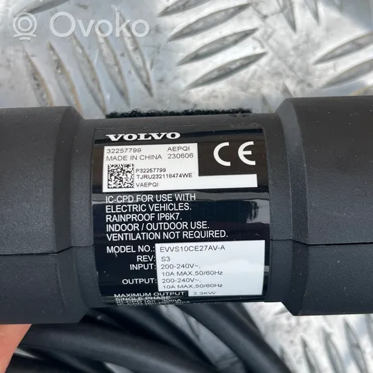 Volvo S90, V90 Ladekabel für Elektroautos 32257799