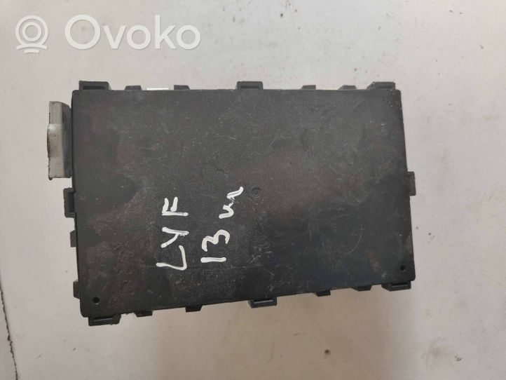 Nissan Leaf I (ZE0) Module confort 284B13NF0A