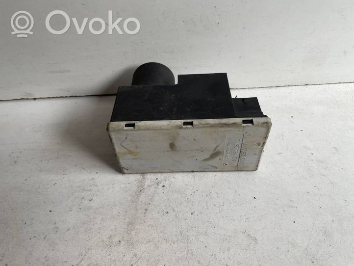 Audi A3 S3 8L Central locking vacuum pump 8L0862257