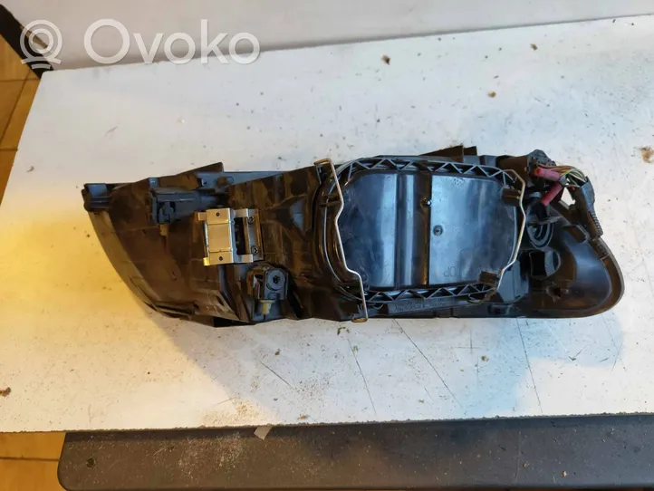 Volvo C30 Phare frontale 1307022590