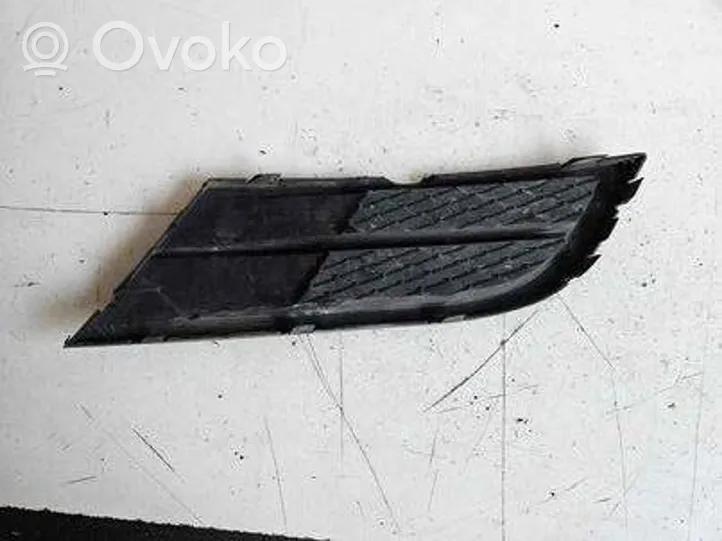 Volkswagen Jetta VI Grille inférieure de pare-chocs avant 5c6853665