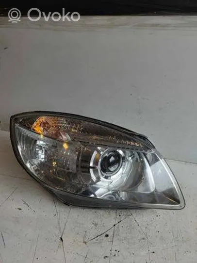 Skoda Fabia Mk2 (5J) Lampa przednia 24783200R