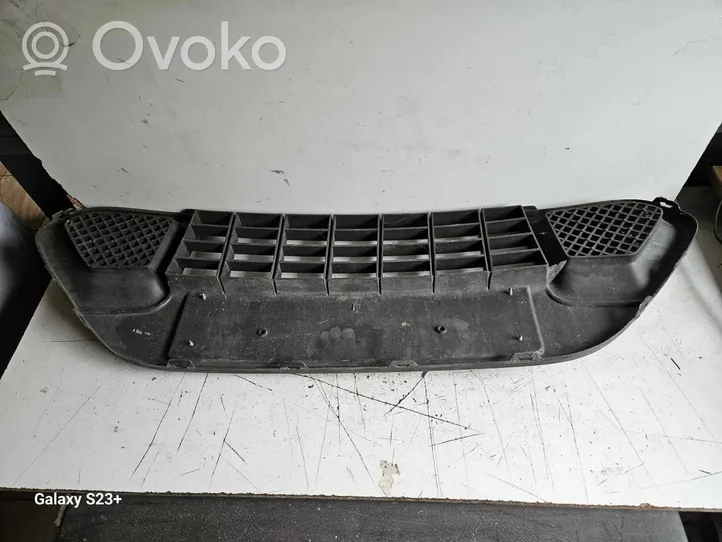 Ford Focus Grille de calandre avant 