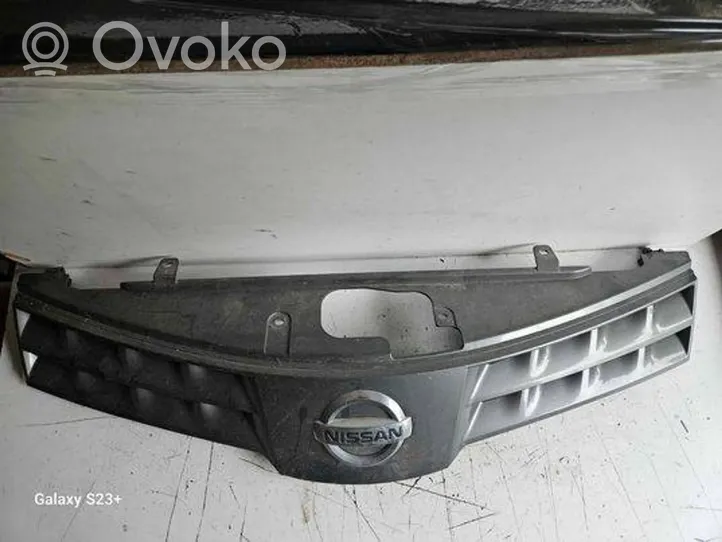 Nissan Note (E11) Grille de calandre avant 623109U000