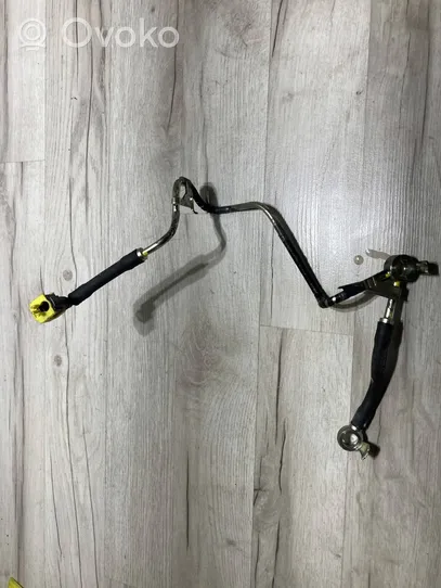 Toyota Hilux VIII Tuyau d'alimentation conduite de carburant 