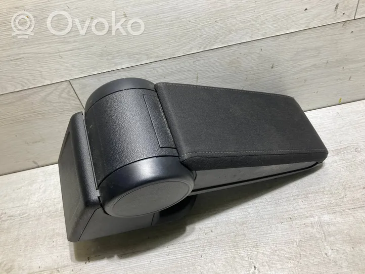 Volkswagen Beetle A5 Armrest 5C5864207m