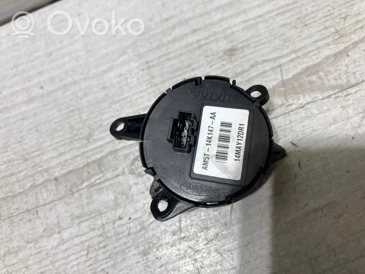 Ford C-MAX II Boutons / interrupteurs volant AM5T14K147AA
