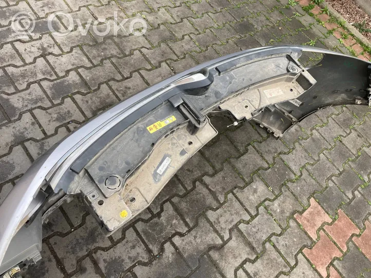 Citroen C3 Zderzak przedni 9812061577