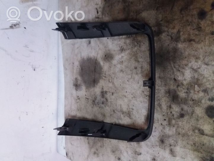 Toyota Avensis Verso Radion/GPS-laitteen pääyksikön kehys 5541444020