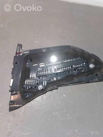 BMW 7 G11 G12 Set feux arrière / postérieurs 7342967